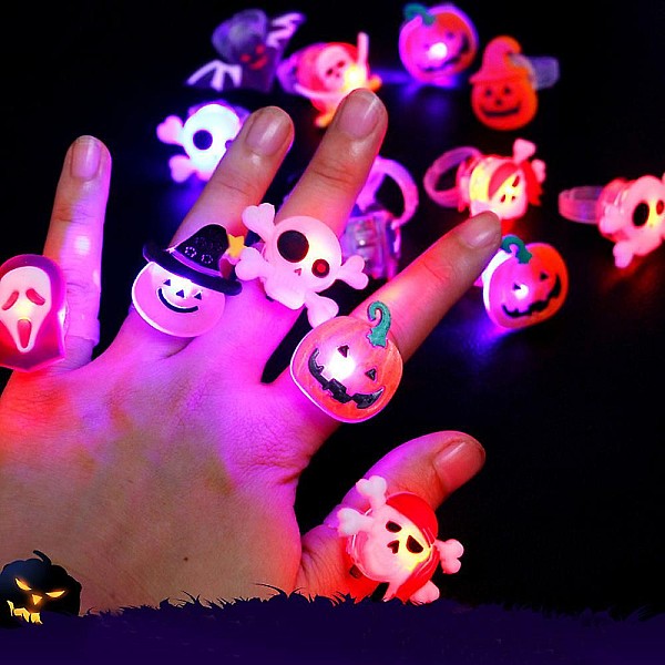 Αποκριάτικο Αξεσουάρ-Halloween Δαχτυλίδια φωτιζόμενα σε διάφορα σχέδια για 3+ Ετών