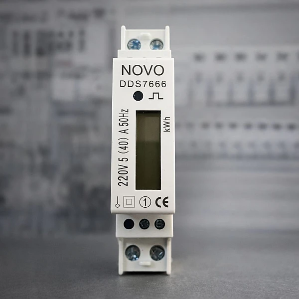 Μετρητής ράγας μονοφασικός ψηφιακός στενός 40A DDS7666-A NOVO